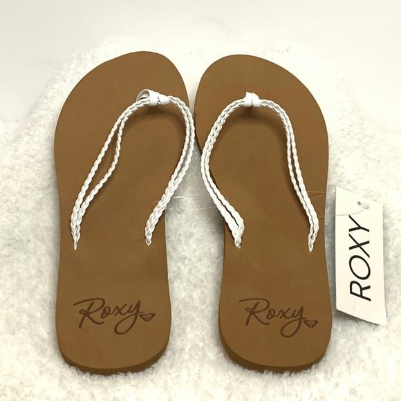 NWT - Roxy Women's Costas Sandals (Size: 8)